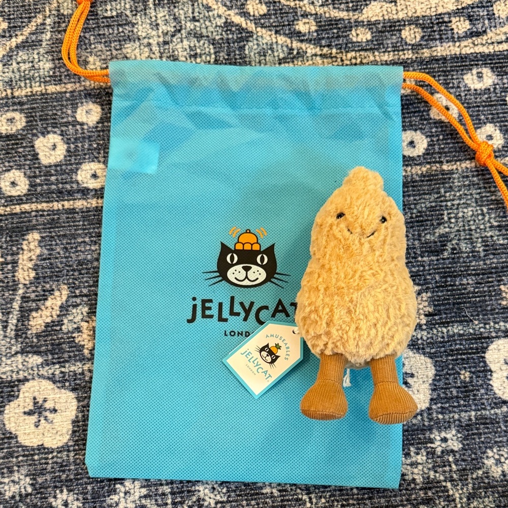 Jellycat Amusable Peanut
